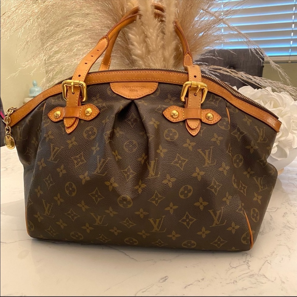 Louis Vuitton Vintage Tívoli GM Discontinued Rare